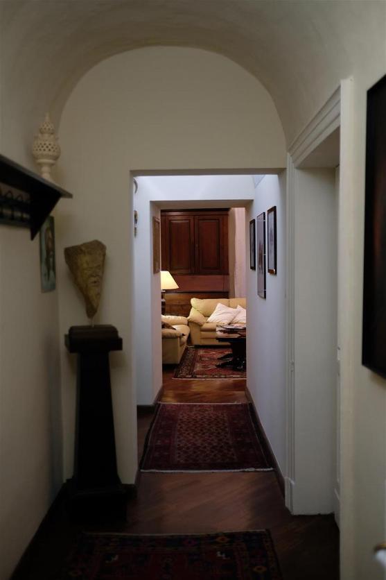 Palazzo La Via Apartment Катания Екстериор снимка